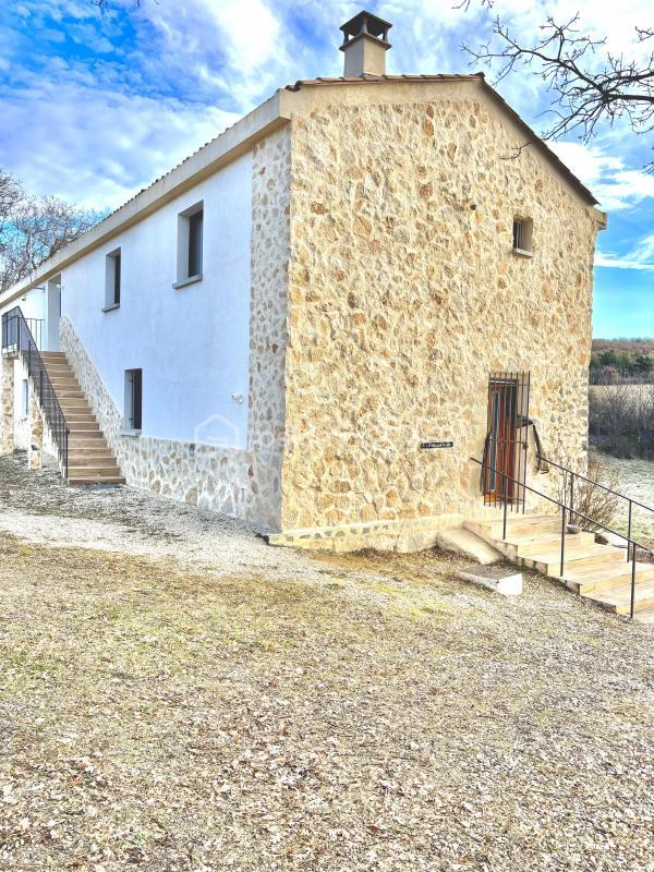 Mas - 279 m² - 12 pièces