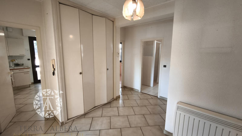 Appartement - 79 m² - 3 pièces