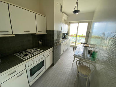 Appartement - 81 m² - 3 pièces