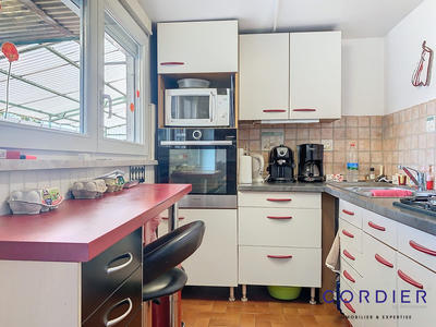 Appartement - 111 m² - 4 pièces