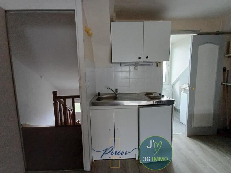 Appartement - 1 965 m² - 1 pièce