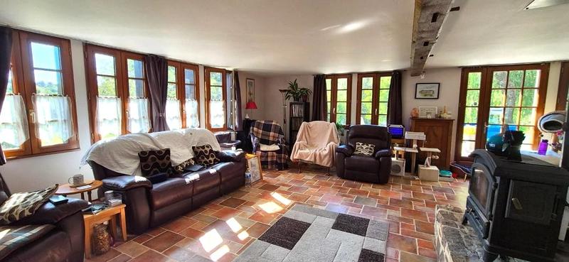 Fermette - 211 m² - 5 pièces