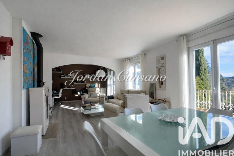 Maison - 137 m² - 5 pièces