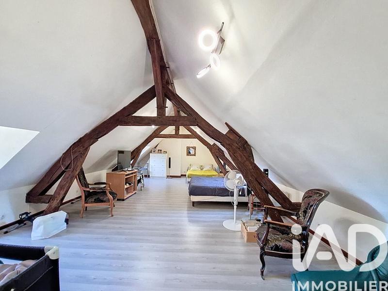 Maison - 186 m² - 7 pièces