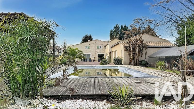 Maison - 181 m² - 9 pièces