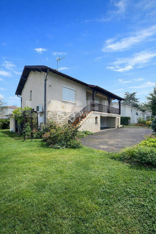 Maison - 90 m² - 4 pièces