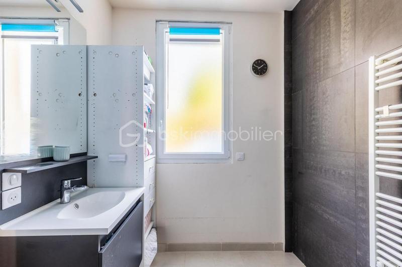 Maison - 105 m² - 6 pièces