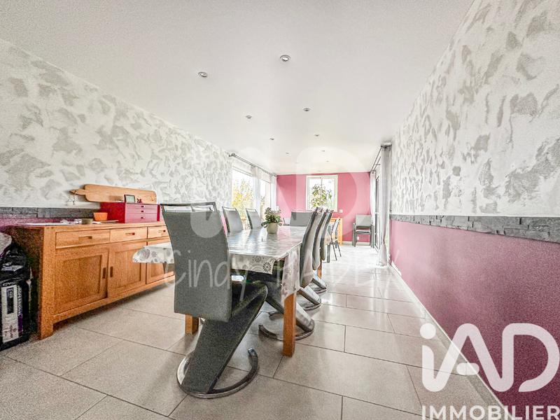 Maison - 310 m² - 12 pièces