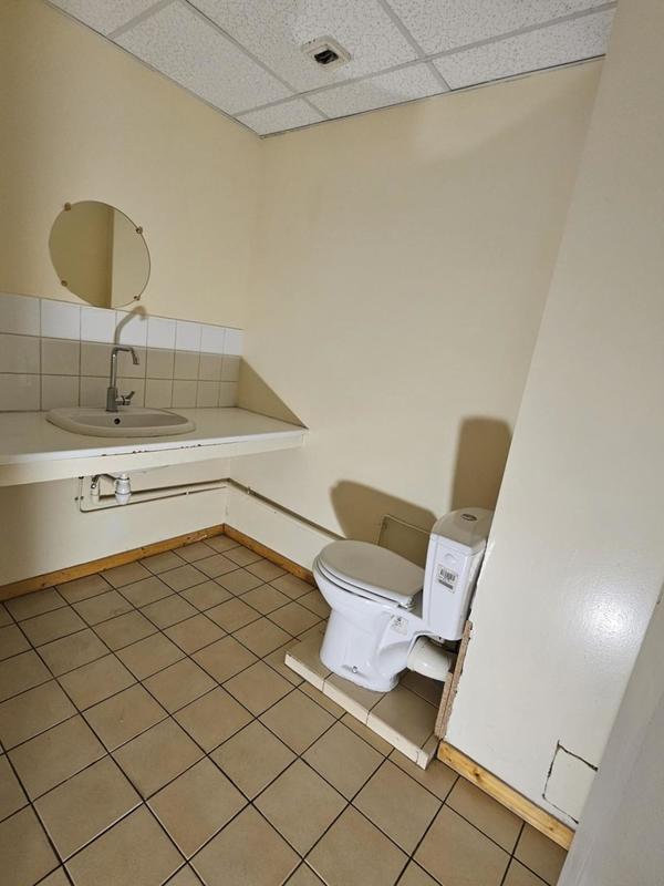 Local commercial - 62 m² - 4 pièces