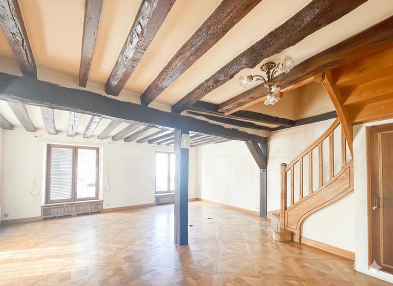 Maison - 122 m² - 6 pièces