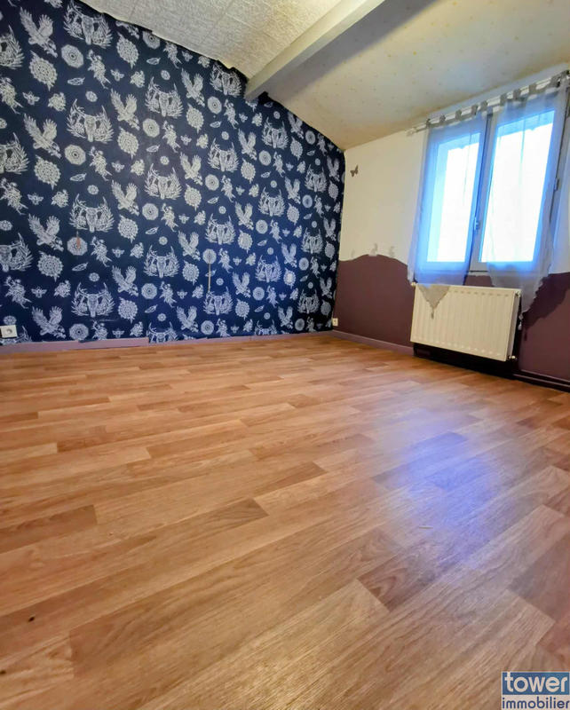 Maison - 107 m² - 6 pièces