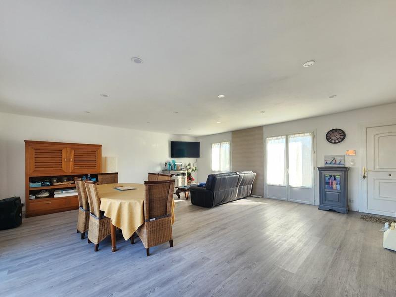 Maison - 97 m² - 4 pièces