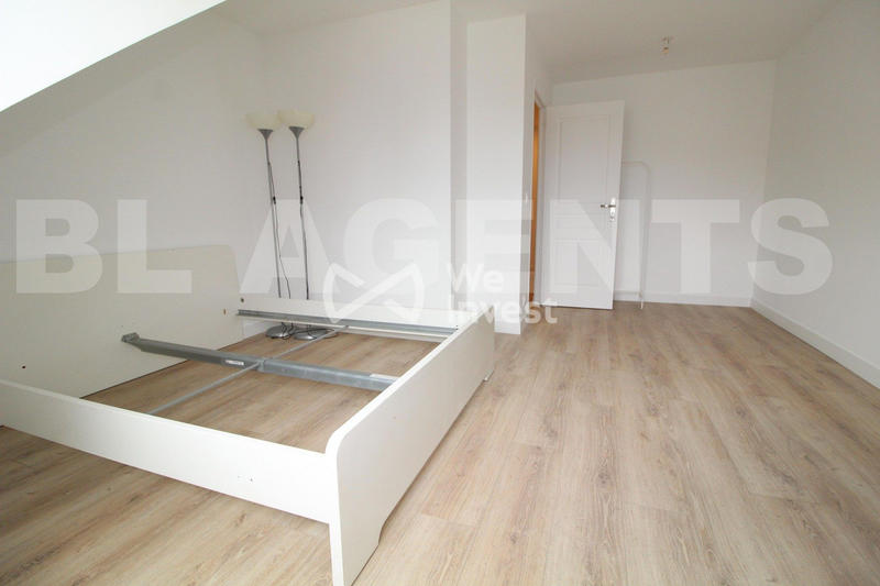 Maison - 158 m² - 7 pièces