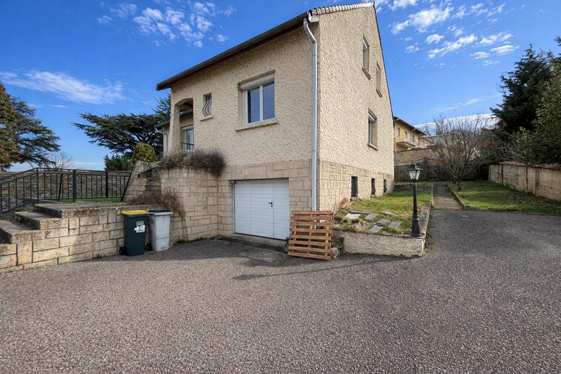 Maison - 143 m² - 6 pièces