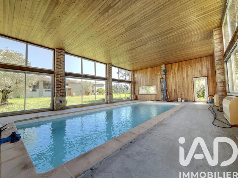 Maison - 564 m² - 13 pièces