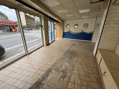 Local commercial - 113 m²