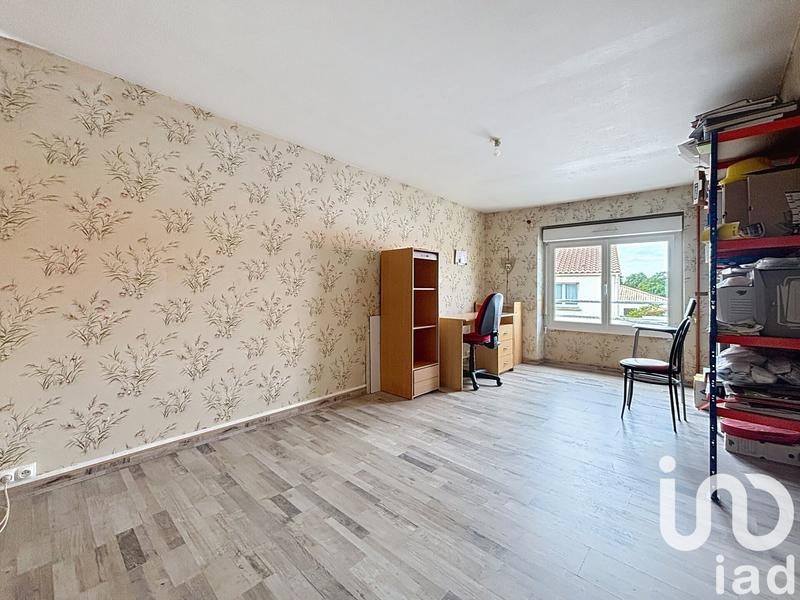 Immeuble - 220 m² - 2 pièces