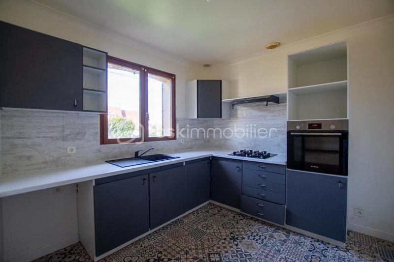 Maison traditionnelle - 115 m² - 6 pièces