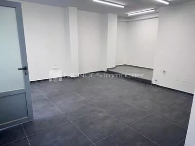 Local commercial - 38 m² - 1 pièce