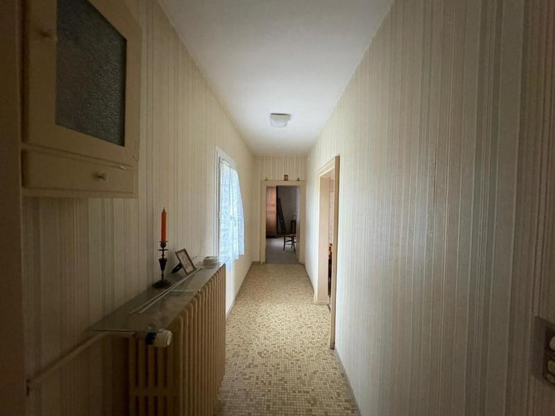 Maison - 200 m² - 6 pièces