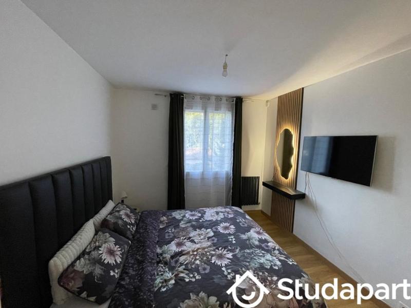 Chambre - 12 m² - 1 pièce