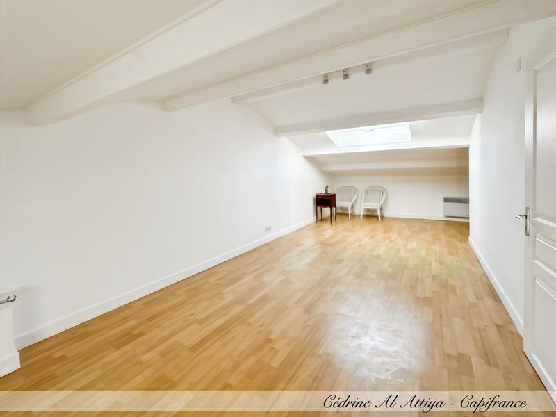 Appartement - 143 m² - 4 pièces