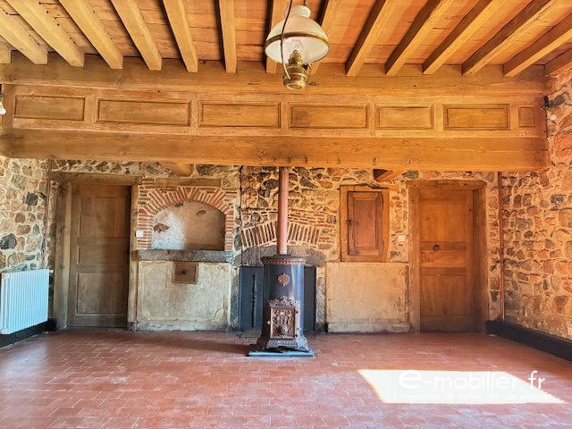 Maison ancienne - 250 m² - 6 pièces