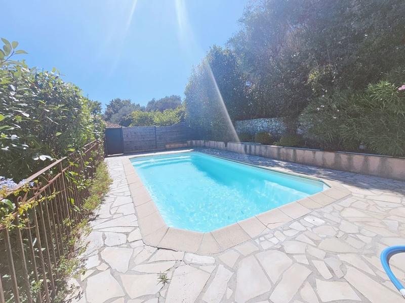 Appartement - 124 m² - 4 pièces