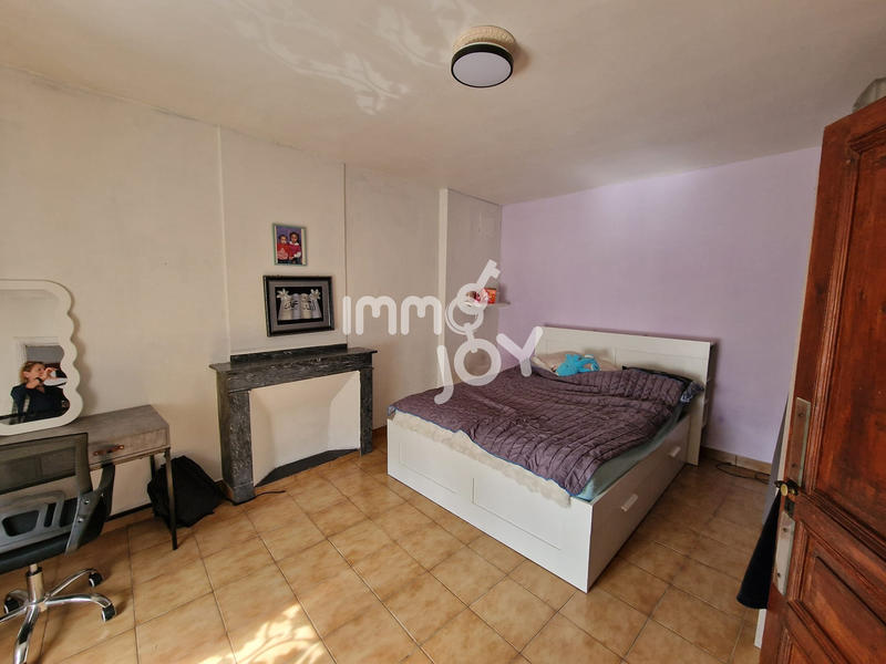 Maison de village - 200 m² - 6 pièces