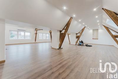 Maison - 298 m² - 8 pièces