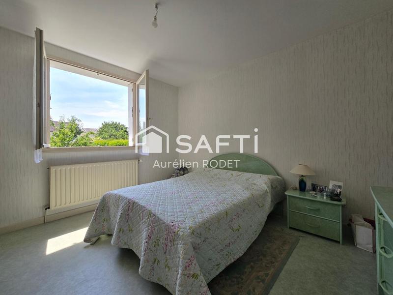 Maison - 168 m² - 8 pièces