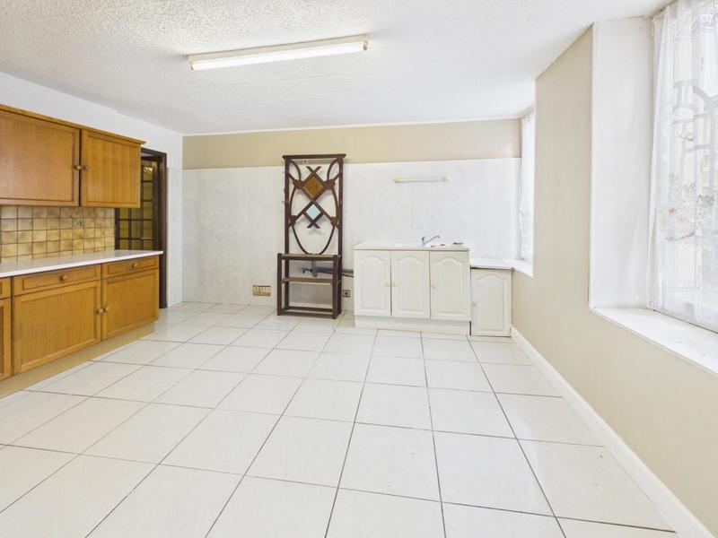 Maison - 148 m² - 5 pièces