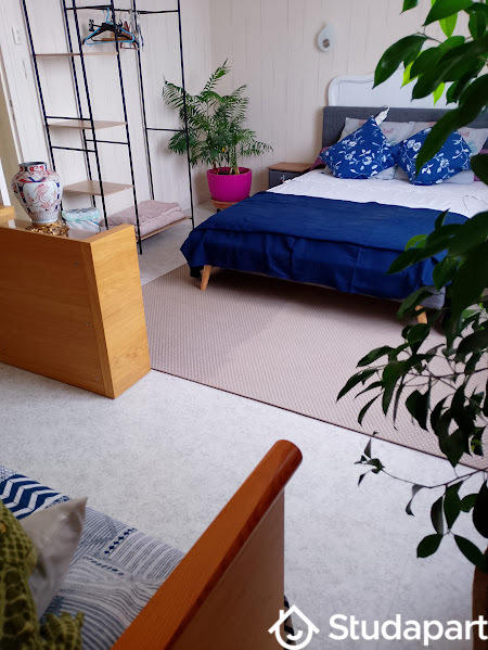 Chambre - 10 m² - 1 pièce