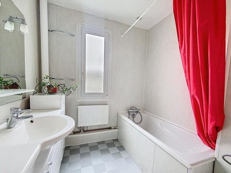 Maison - 87 m² - 4 pièces