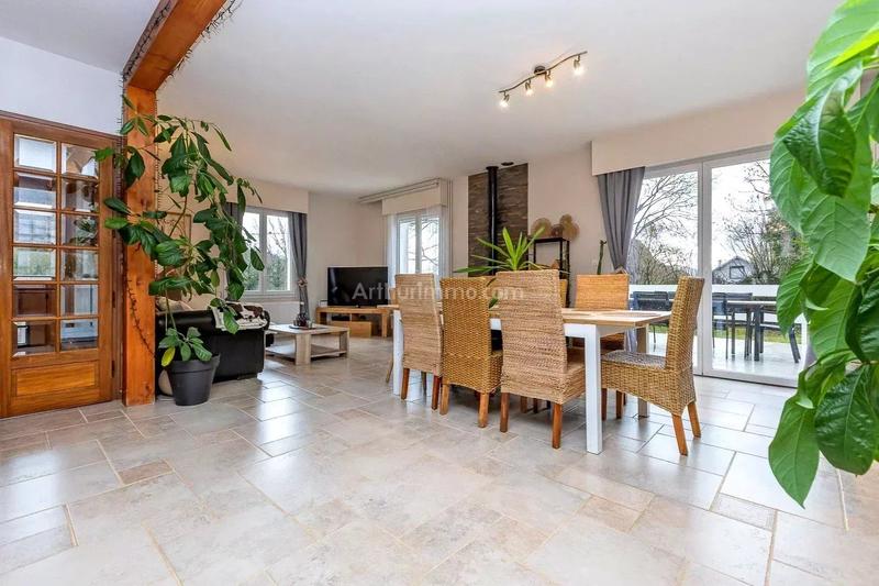 Maison - 142 m² - 6 pièces