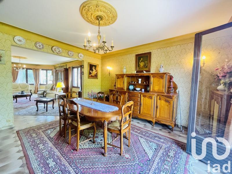 Maison de maîtres - 299 m² - 11 pièces