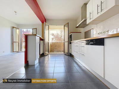 Appartement - 91 m² - 5 pièces