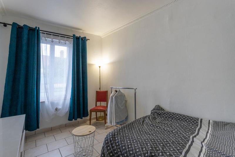 Maison - 142 m² - 8 pièces