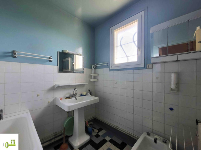 Maison - 84 m² - 4 pièces