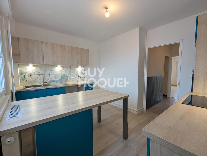 Appartement - 94 m² - 5 pièces