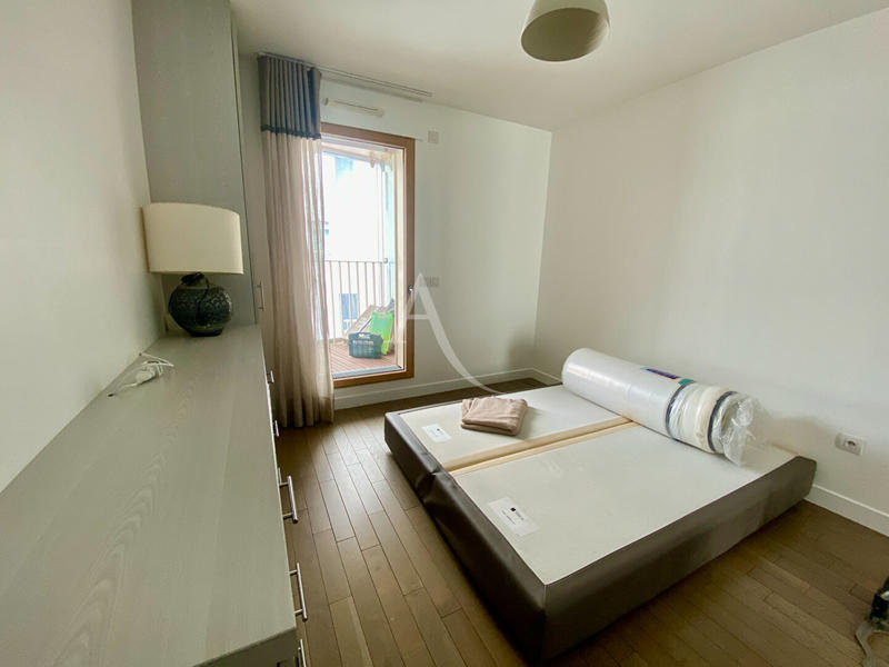 Appartement - 90 m² - 4 pièces