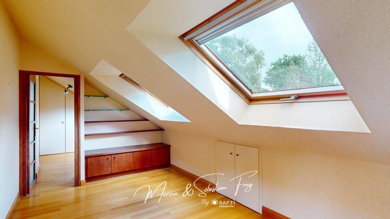 Maison - 170 m² - 6 pièces