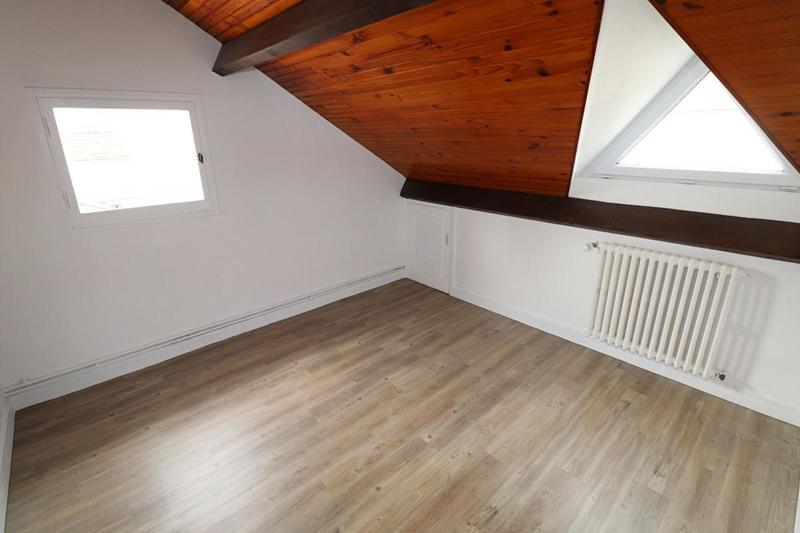Maison - 185 m² - 8 pièces