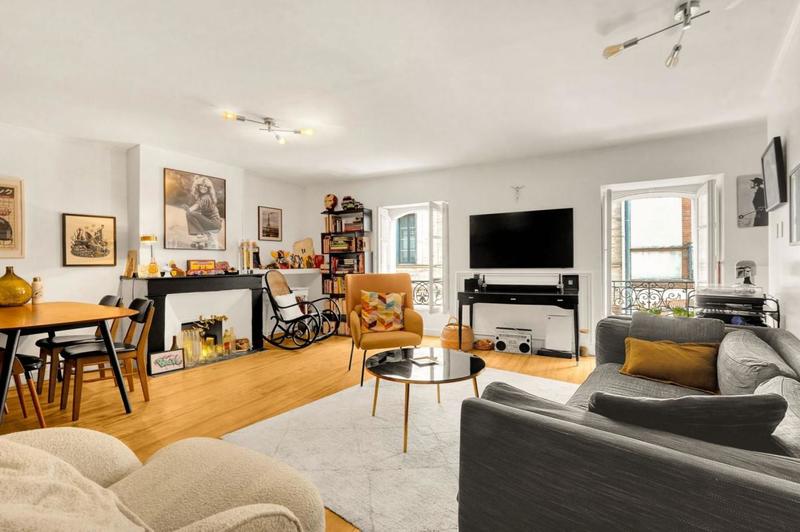 Appartement - 80 m² - 3 pièces