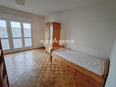 Appartement - 75 m² - 4 pièces
