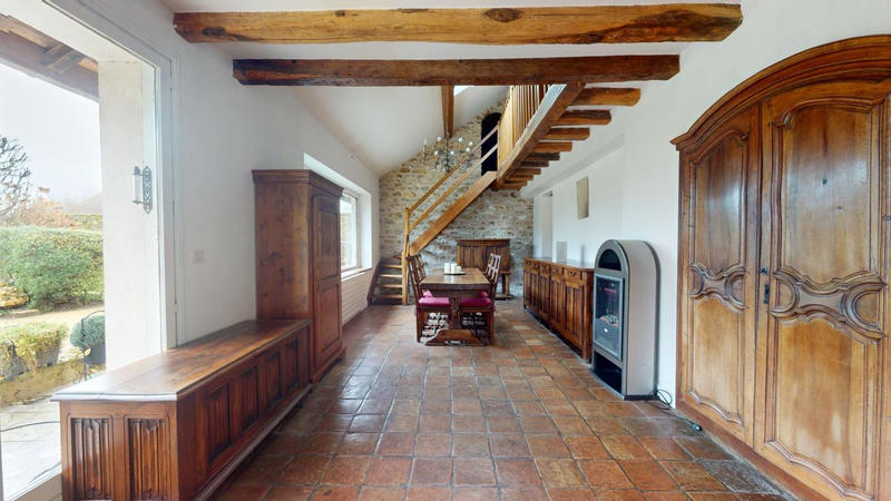 Propriété - 251 m² - 10 pièces