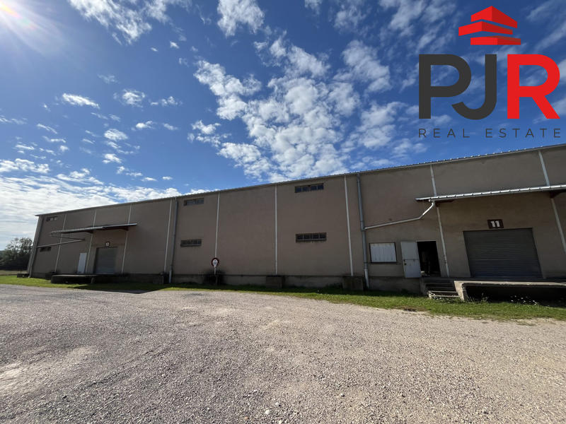 Local d'activités - 1 600 m²