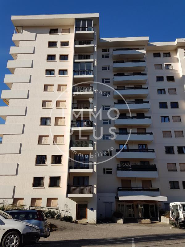 Appartement - 49 m² - 2 pièces