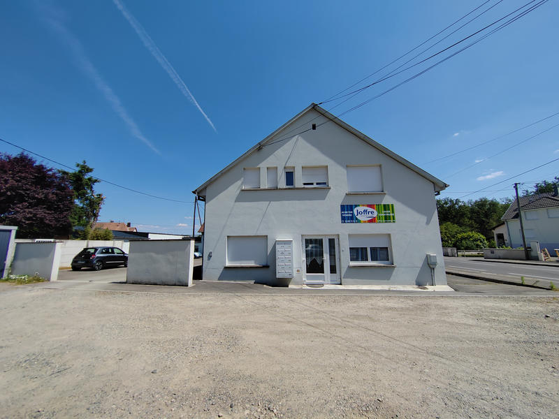 Local commercial - 95 m² - 2 pièces