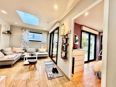 Maison - 92 m² - 5 pièces